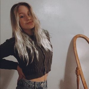 Meet your Posher, Alyssa